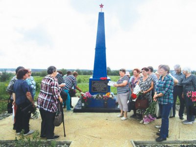 Верхнетуринцы почтили память жертв гражданской войны